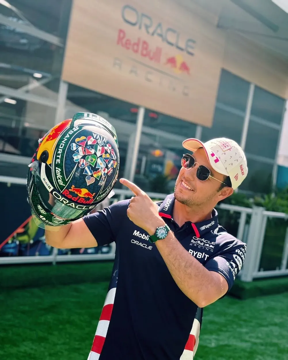 Casco de Sergio Checo Pérez