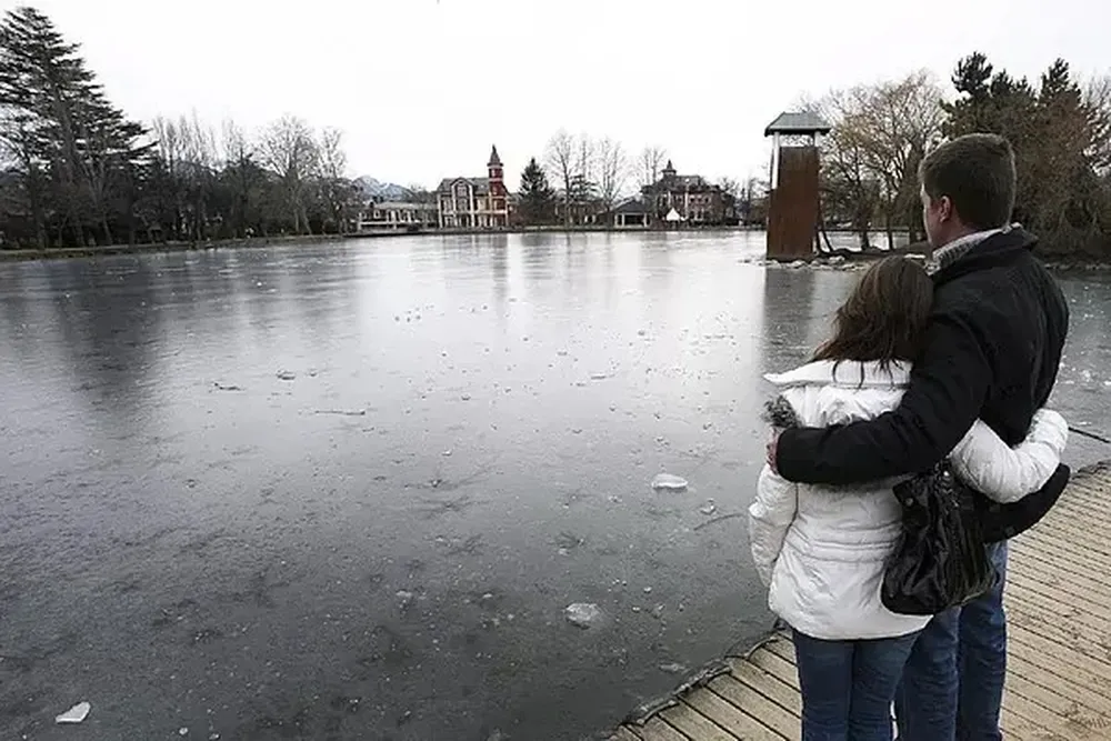 El accidente tuvo lugar en el lago de la localidad