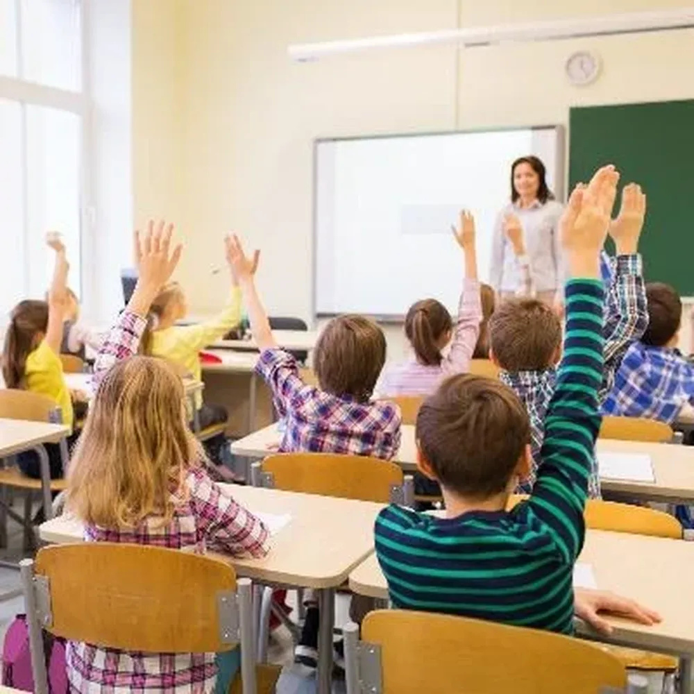 Niños en la escuela