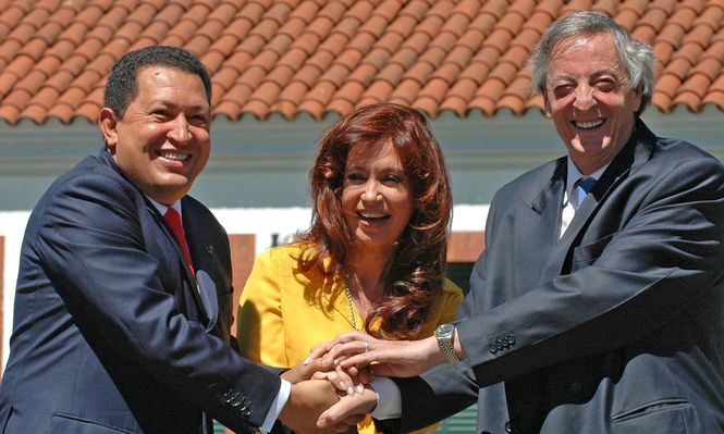 De los Kirchner a Milei: la relación entre Argentina y Venezuela, gobierno por gobierno