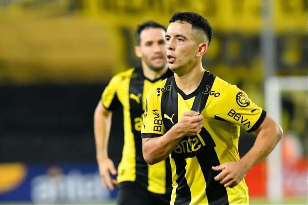 Festejo de Leo Fernández