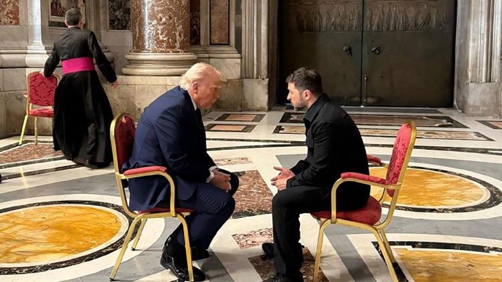 Donald Trump y Volodimir Zelenski, en la Basílica de San Pedro.
