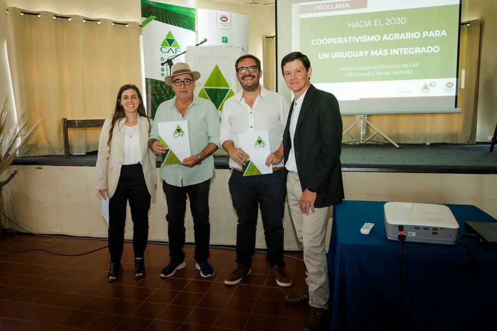 CAF entregó la proclama al actual subsecretario del MGAP y a quien trascendió será el próximo ministro.