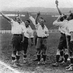 Uno de los partidos de Nacional en la gira de 1925 por Europa Uno de los partidos de Nacional en la gira de 1925 por Europa