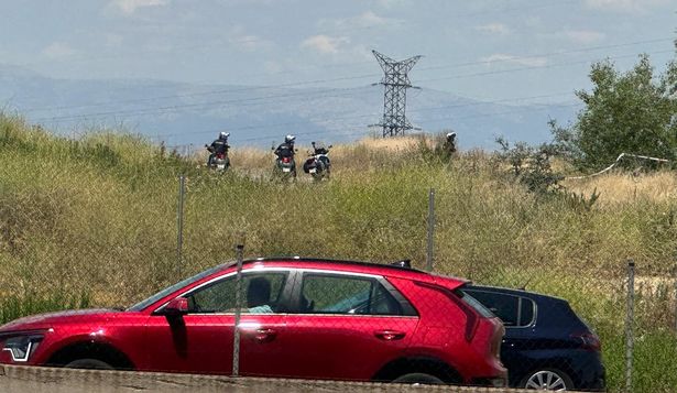 Agentes de Policía en la zona donde se ha producido el asesinato de Borja Villacís