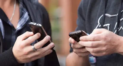 Movistar compró tres bloques de banda en Uruguay por US$ 31 millones