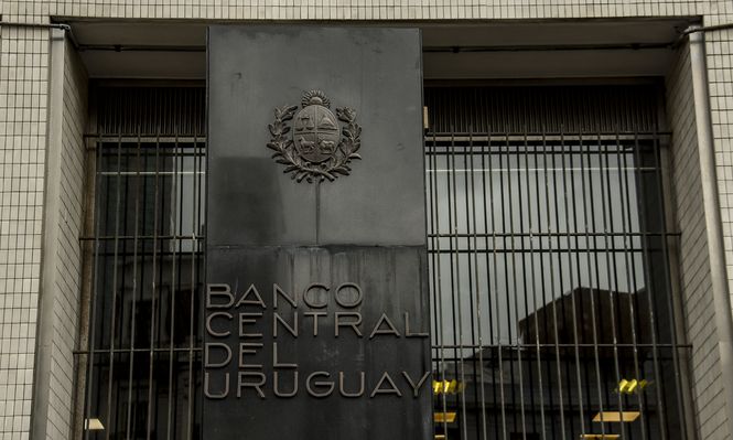 Sara Goldring negocia acuerdo con el Banco Central y damnificados pero no se ha podido concretar porque Estados Unidos mantiene fondos embargados