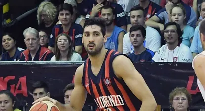 un triple de mathias calfani encamina a san lorenzo al campeonato
