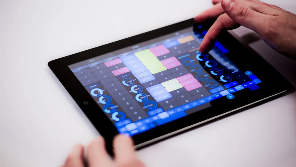 Lemur es una aplicación para DJ de rendimiento profesional