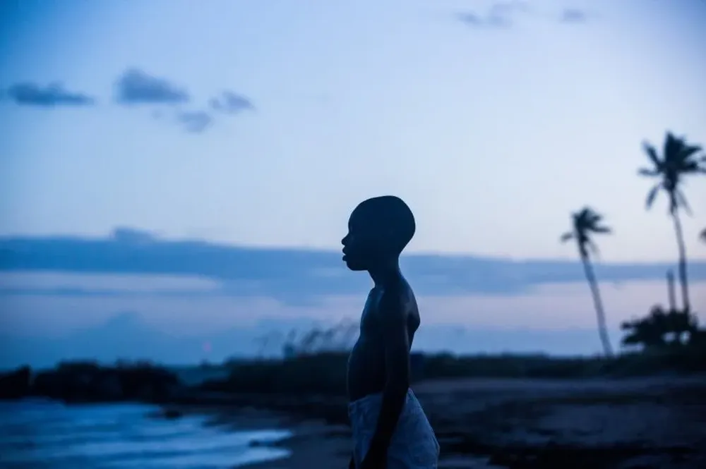 Alex R. Hibbert en Moonlight