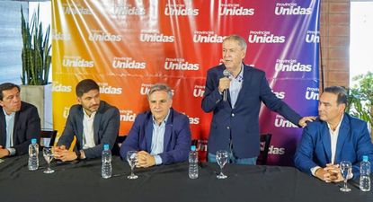 Los seis gobernadores de Provincias Unidas se reunieron en Chubut para consolidar su estrategia política.