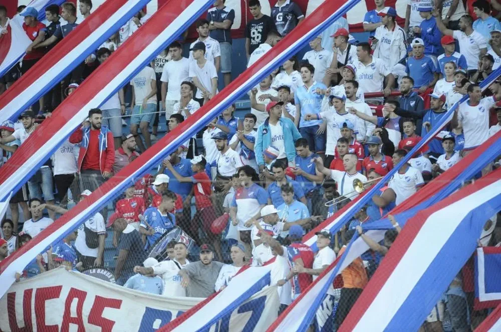 Hinchada de Nacional