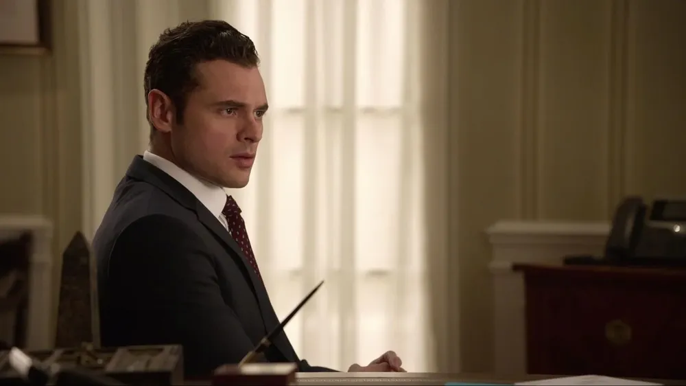 Adán Canto en Designated survivor