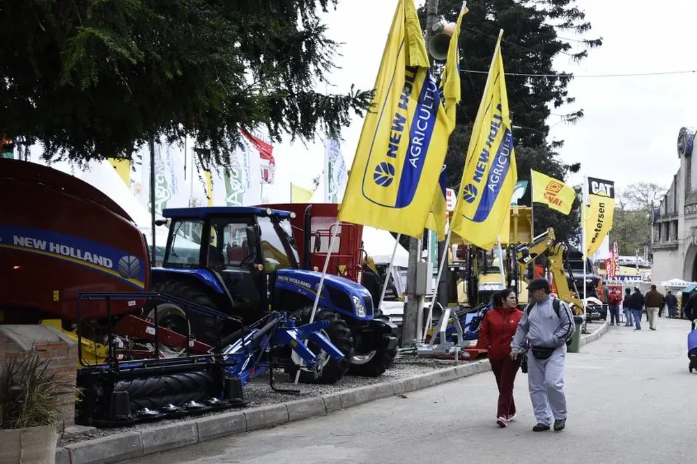 Hay unas 20 empresas que ofrecen maquinaria agrícola en la Rural del Prado.