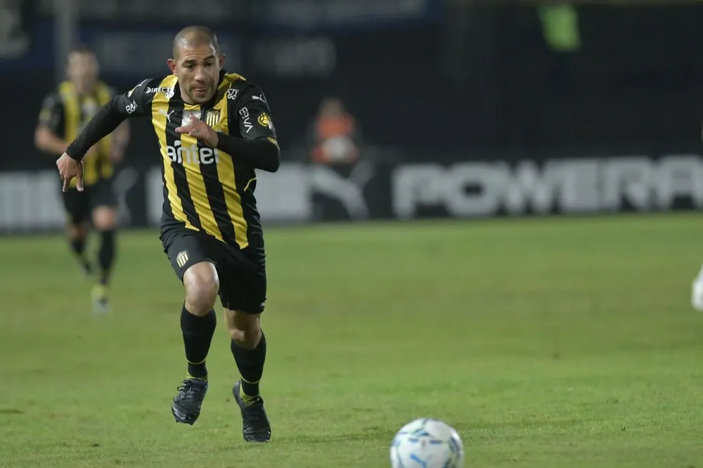 Walter Gargano es baja por lesión