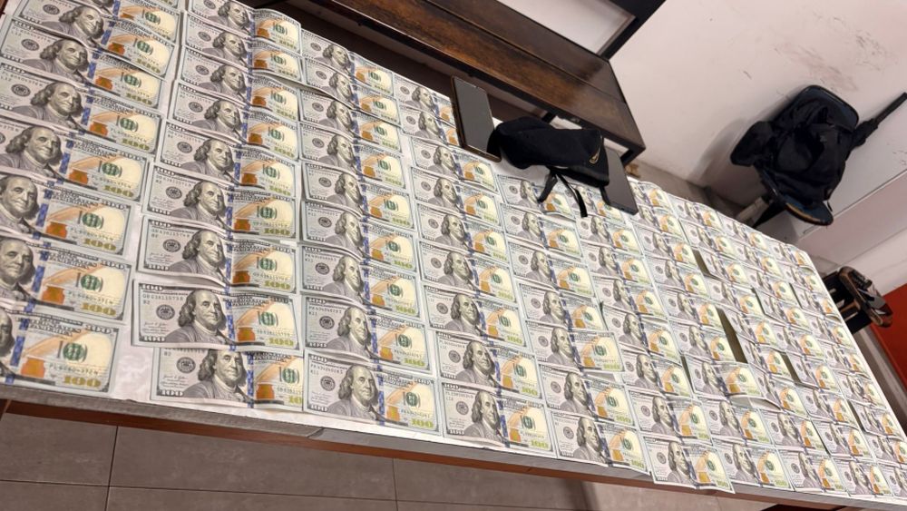 Parte del dinero de la estafa recuperado por la Policía