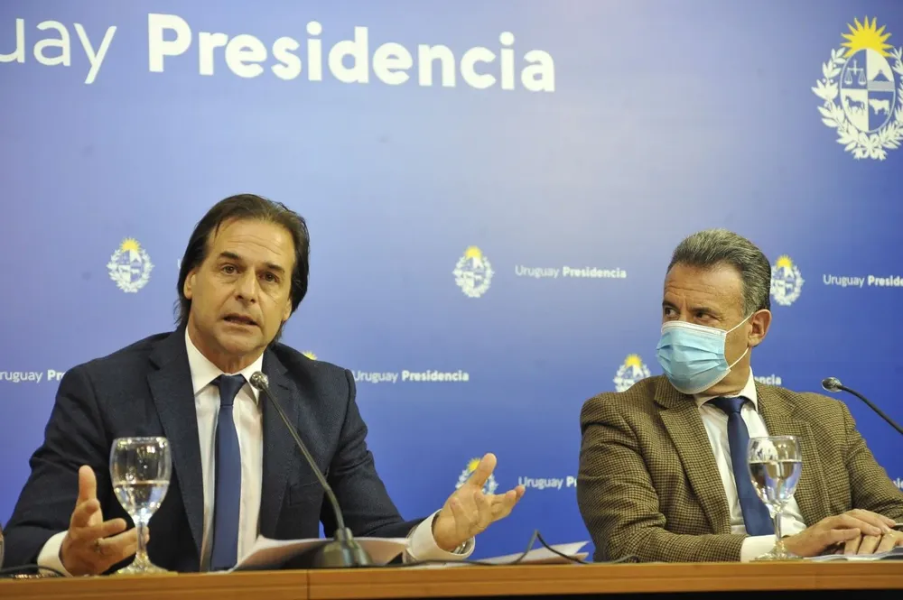 La aprobación de Lacalle Pou en general está motivada por el manejo de la pandemia por coronavirus