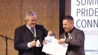 El intendente Antía anunció la donación en el Summit Pride Connection.