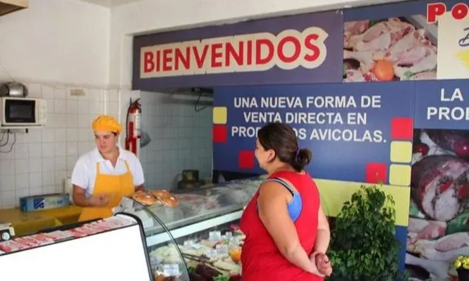 Pollería en el interior del país.