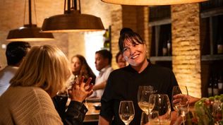 El emprendimiento de experiencias gastronómicas que desembarcó en el jardín japonés de Punta del Este y ahora apuesta a expandirse en el segmento de viajes