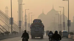 El aire que respiran los habitantes de la segunda ciudad más poblada de Pakistán superó durante dos días en 66 veces al límite de peligrosidad establecido por la OMS.