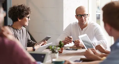 Inteligencia colaborativa: consejos para trabajar con personas distintas