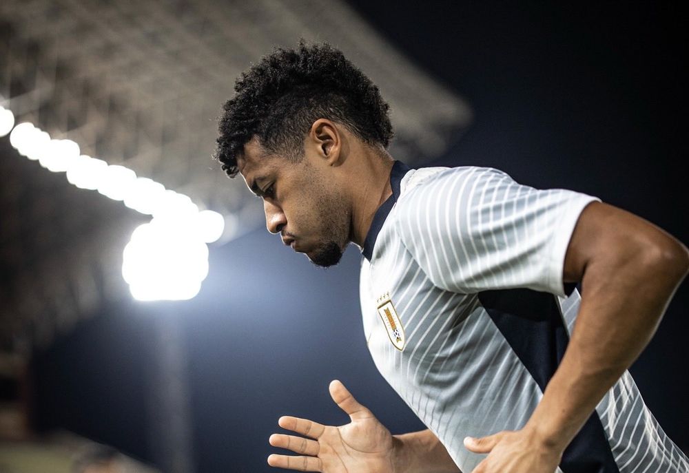 Kevin Amaro en Uruguay vs Uzbekistán