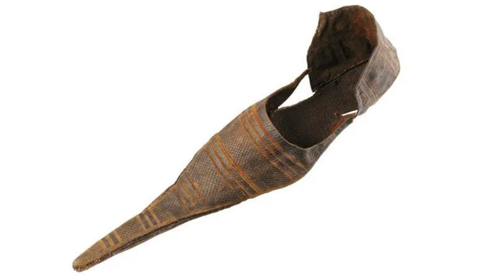 El zapato seductor que cautivó a muchos románticos en la época medieval.