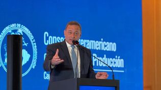 Álvaro Delgado en una reunión con empresarios argentinos en Buenos Aires