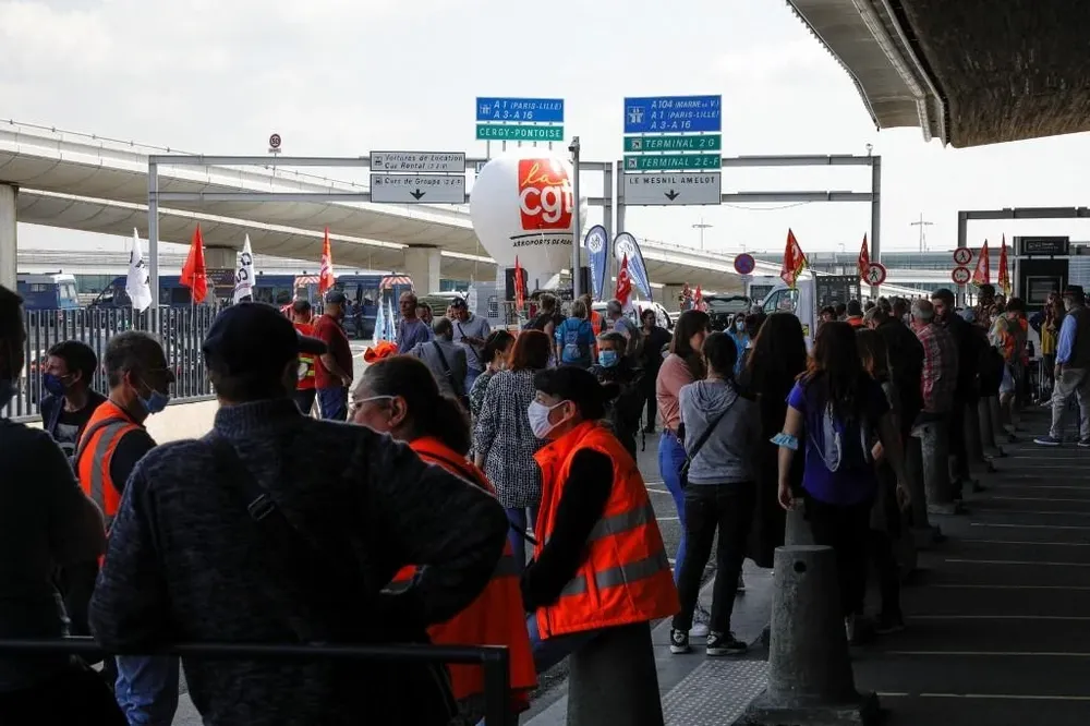 Aeropuerto Roissy Charles De Gaulle, en las afueras de París
