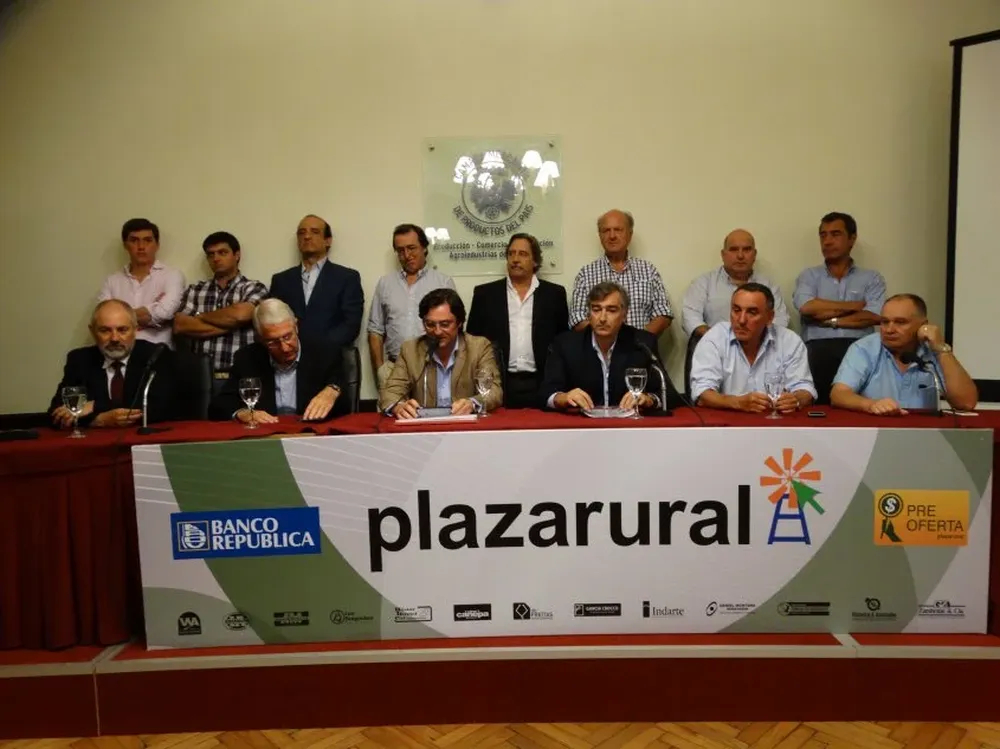 Los detalles de la venta se presentaron en la Cámara Mercantil de Productos del País.