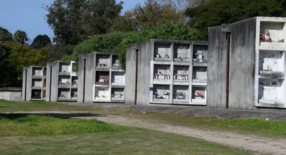El sábado 21 se encontró un cuerpo quemado, desmembrado y decapitado en el Cementerio del Norte (foto archivo)