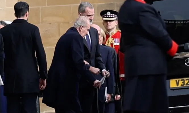 Felipe VI y Juan Carlos I se rencuentran en Windsor dos meses después.