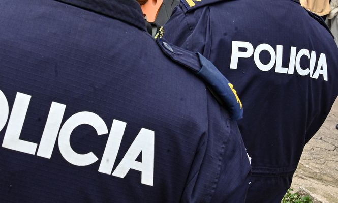 Dos asesinados y tres heridos tras ataque a balazos en Tres Ombúes