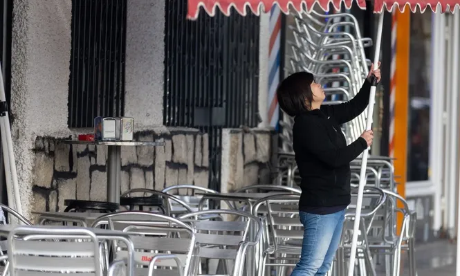 La actividad del sector servicios español volvió a acelerarse en enero.