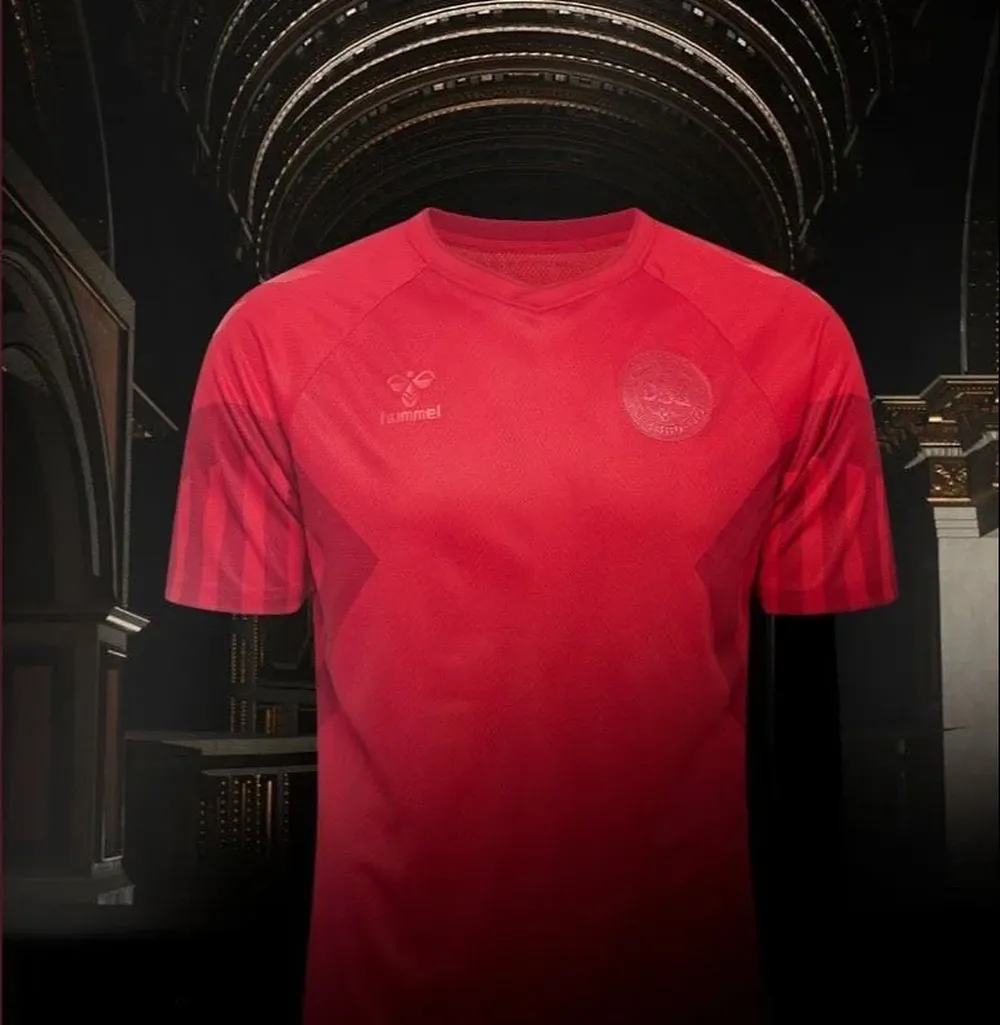 Las camisetas de competición Hummel de Dinamarca en protesta contra Qatar 2022