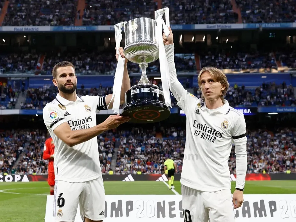 Nacho y Modric hacen historia.