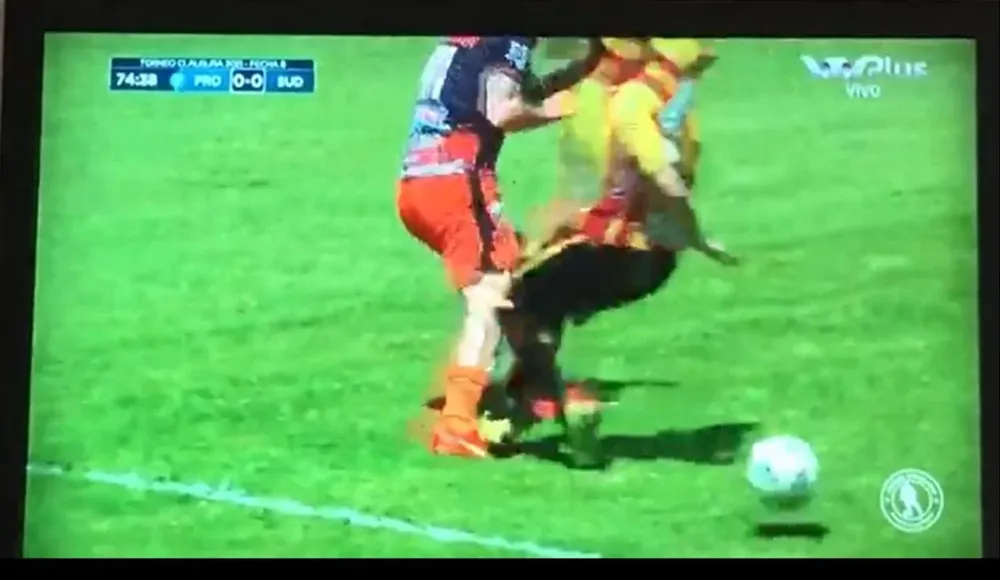 Imagen de uno de los videos que subió la IASA en el que reclamaron penal