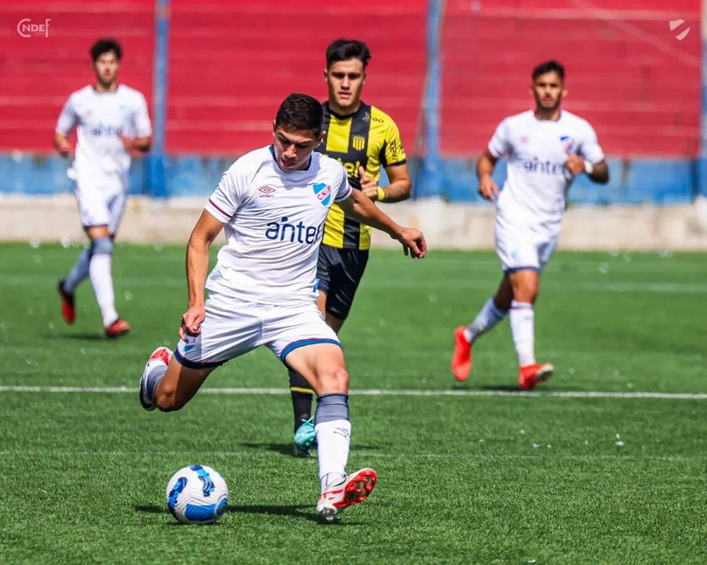 Nacional le ganó el clásico de Tercera a Peñarol y es bicampeón uruguayo