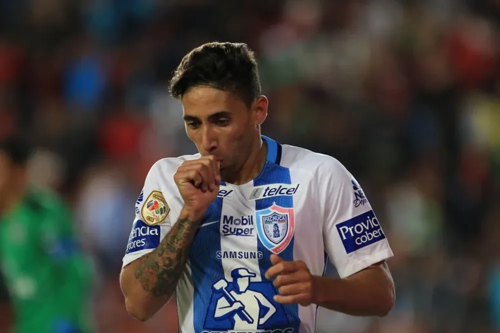 Jonathan Urretaviscaya celebró otro gol para Pachuca