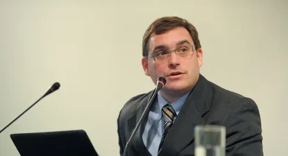 Director de Invenzis, Gustavo Rossel