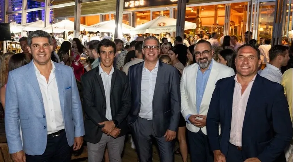 Javier Azcurra, Ismael Pignatta, Diego Berna, Rodrigo Echeto y Darvy Amaro