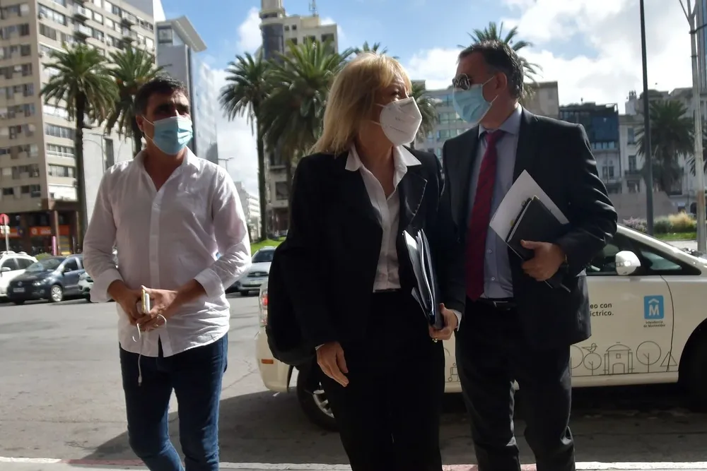 Andrés Lima, Carolina Cosse y Yamandú Orsi, los tres intendentes del Frente Amplio