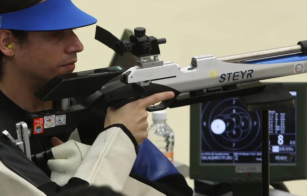 Rudi Lausarot - Tiro