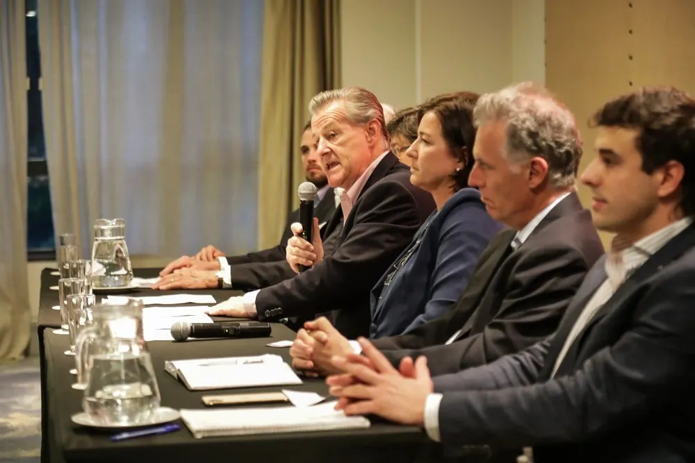 Gurméndez presentó a su equipo agro.