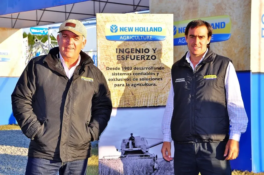 Ramón Erro e Ignacio Otegui en el stand en la Expoactiva