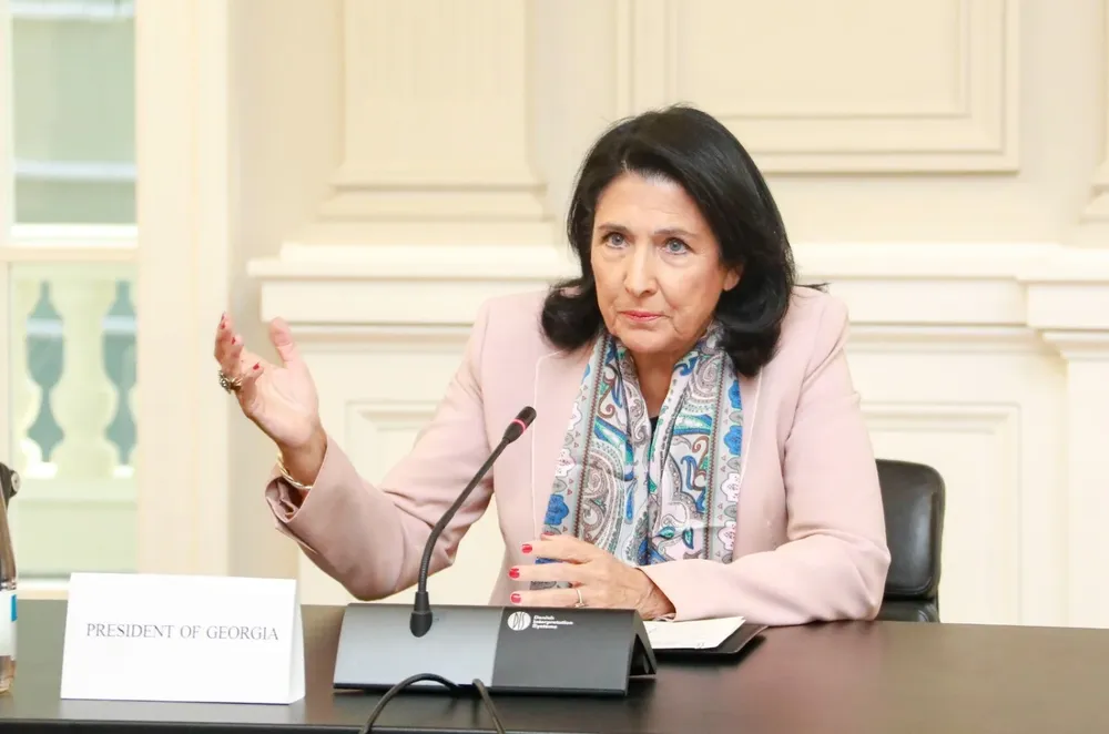 La presidenta de Georgia, Salomé Zurabishvili enfrenta un procedimiento de destitución por “violar la Constitución”.