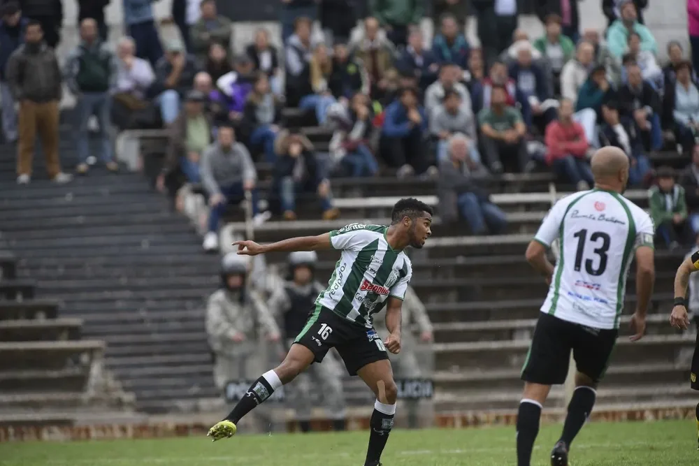 Con Pablo Lacoste, en la zaga de Racing