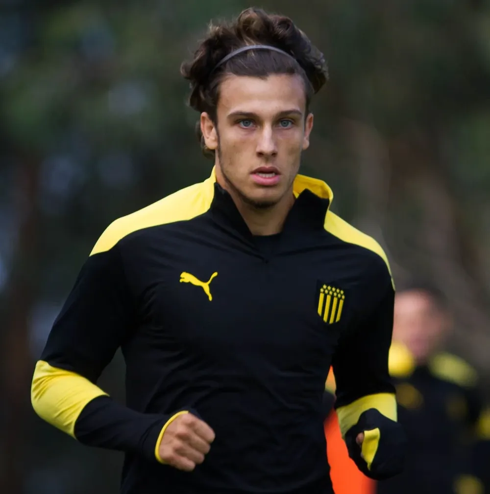 Agustín Canobbio retornó a las prácticas en Peñarol este viernes