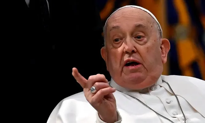 Desde su elección en 2013, el papa Francisco ha insistido en la importancia de abrir la Iglesia y en particular a los fieles LGTB, pero sus esfuerzos han encontrado una fuerte resistencia.